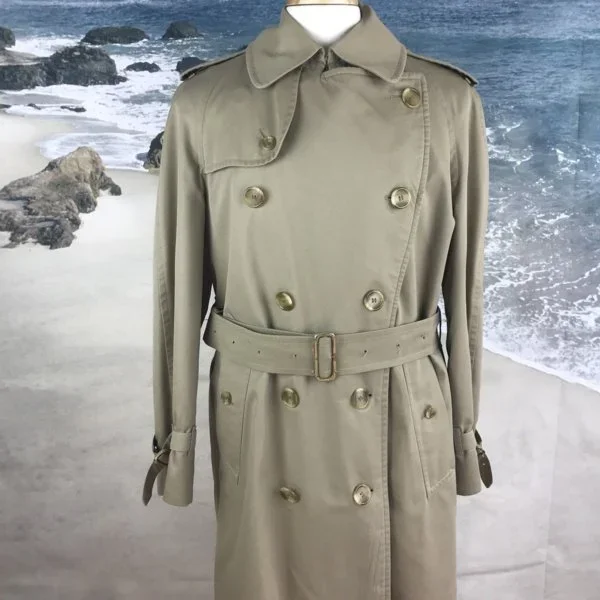 Burberry trench coat 1.webp