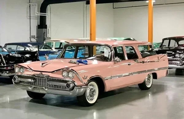 Canadian 1959 dodge 3.webp