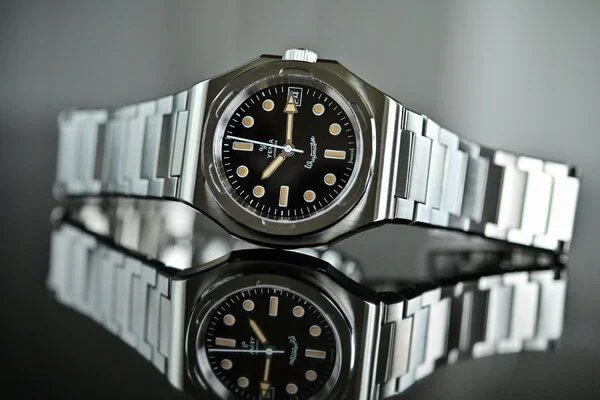 Yema-Wristmaster-Traveller.webp